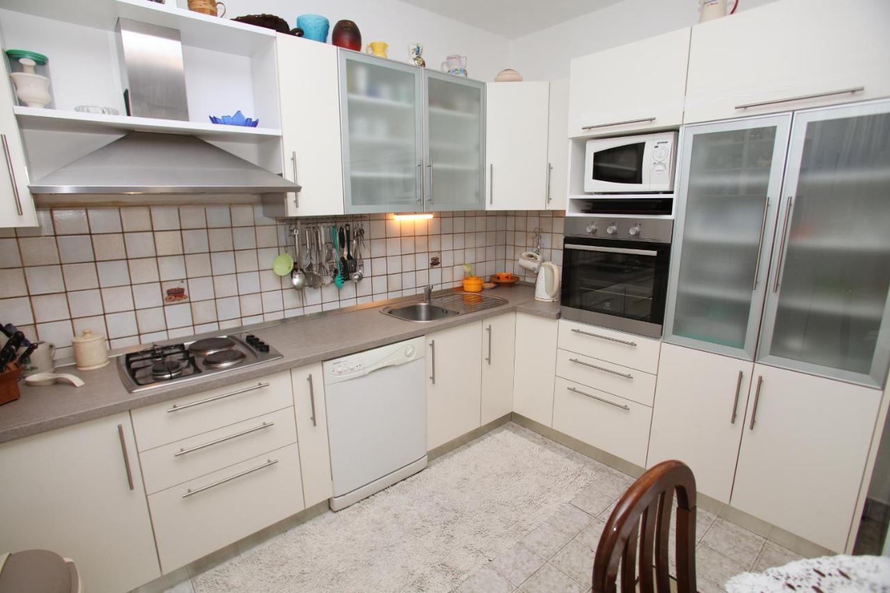 Apartments By The Sea Trogir - 15011 Dış mekan fotoğraf