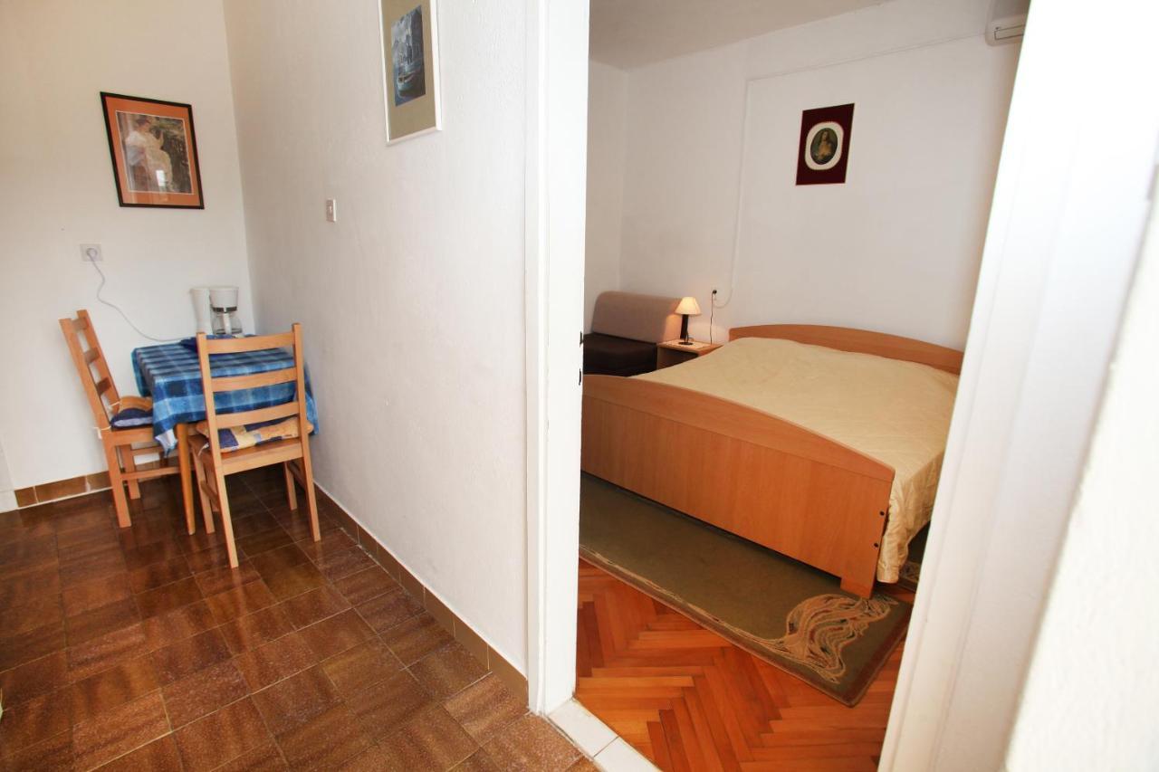 Apartments By The Sea Trogir - 15011 Dış mekan fotoğraf